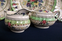 ROYAL DOULTON THE VERNON GREEN-  COVERED SUGAR BOWL   .....   https://www.jaapiesfinechinastore.com