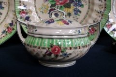 ROYAL DOULTON THE VERNON GREEN-  COVERED SUGAR BOWL   .....   http://jaapiesfinechinastore.com