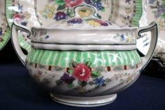 ROYAL DOULTON THE VERNON GREEN-  COVERED SUGAR BOWL   .....   http://jaapiesfinechinastore.com