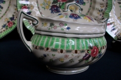 ROYAL DOULTON THE VERNON GREEN-  COVERED SUGAR BOWL   .....   https://www.jaapiesfinechinastore.com