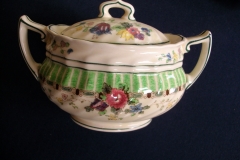 ROYAL DOULTON THE VERNON GREEN-  COVERED SUGAR BOWL   .....   https://www.jaapiesfinechinastore.com