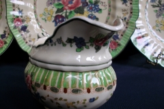 ROYAL DOULTON THE VERNON GREEN-  CREAMER   .....   https://www.jaapiesfinechinastore.com