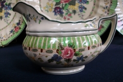 ROYAL DOULTON THE VERNON GREEN-  CREAMER   .....   https://www.jaapiesfinechinastore.com