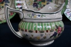 ROYAL DOULTON THE VERNON GREEN-  CREAMER   .....   http://jaapiesfinechinastore.com