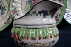 ROYAL DOULTON THE VERNON GREEN-  CREAMER   .....   http://jaapiesfinechinastore.com