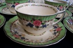 ROYAL DOULTON THE VERNON GREEN- CUP & SAUCER   .....   http://jaapiesfinechinastore.com