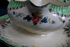 ROYAL DOULTON THE VERNON GREEN- GRAVY BOAT WITH ATTACHED UNDERPLATE    .....   http://jaapiesfinechinastore.com