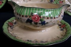 ROYAL DOULTON THE VERNON GREEN- GRAVY BOAT WITH ATTACHED UNDERPLATE    .....   http://jaapiesfinechinastore.com