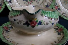 ROYAL DOULTON THE VERNON GREEN- GRAVY BOAT WITH ATTACHED UNDERPLATE    .....   http://jaapiesfinechinastore.com