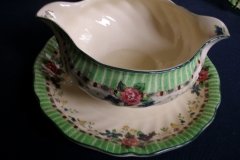 ROYAL DOULTON THE VERNON GREEN- GRAVY BOAT WITH ATTACHED UNDERPLATE    .....   http://jaapiesfinechinastore.com