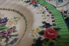 ROYAL DOULTON THE VERNON GREEN-  RIM SOUP BOWL 9  3/4"    .....   http://jaapiesfinechinastore.com