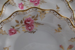 ROYAL CROWN DERBY ROYAL PINXTON ROSES A1155 -  SALAD PLATE    .....   https://www.jaapiesfinechinastore.com