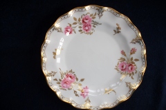 ROYAL CROWN DERBY ROYAL PINXTON ROSES A1155 -  SALAD PLATE    .....   https://www.jaapiesfinechinastore.com