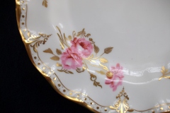 ROYAL CROWN DERBY ROYAL PINXTON ROSES A1155 -  SALAD PLATE    .....   https://www.jaapiesfinechinastore.com