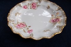 ROYAL CROWN DERBY ROYAL PINXTON ROSES A1155 -  SALAD PLATE    .....   http://jaapiesfinechinastore.com