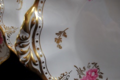 ROYAL CROWN DERBY ROYAL PINXTON ROSES A1155 -  CAKE SERVING PLATE   .....   https://www.jaapiesfinechinastore.com