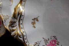 ROYAL CROWN DERBY ROYAL PINXTON ROSES A1155 -  CAKE SERVING PLATE   .....   http://jaapiesfinechinastore.com