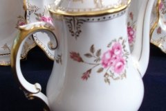 ROYAL CROWN DERBY ROYAL PINXTON ROSES A1155 -  COFFEE POT & LID    5 CUPPER  .....   http://jaapiesfinechinastore.com
