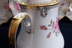 ROYAL CROWN DERBY ROYAL PINXTON ROSES A1155 -  COFFEE POT & LID    5 CUPPER  .....   http://jaapiesfinechinastore.com