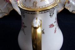 ROYAL CROWN DERBY ROYAL PINXTON ROSES A1155 -  COFFEE POT & LID    5 CUPPER  .....   http://jaapiesfinechinastore.com