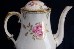ROYAL CROWN DERBY ROYAL PINXTON ROSES A1155 -  COFFEE POT & LID    5 CUPPER  .....   http://jaapiesfinechinastore.com