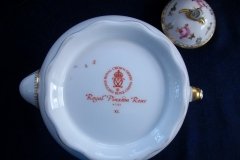 ROYAL CROWN DERBY ROYAL PINXTON ROSES A1155 -  COFFEE POT & LID    5 CUPPER  .....   http://jaapiesfinechinastore.com