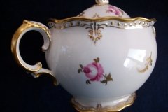 ROYAL CROWN DERBY ROYAL PINXTON ROSES A1155 -  COVERED SUGAR BOWL  .....   http://jaapiesfinechinastore.com