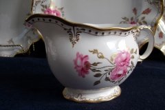 ROYAL CROWN DERBY ROYAL PINXTON ROSES A1155 -  CREAMER  10oz   .....   http://jaapiesfinechinastore.com