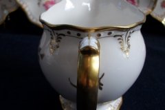 ROYAL CROWN DERBY ROYAL PINXTON ROSES A1155 -  CREAMER  10oz   .....   http://jaapiesfinechinastore.com