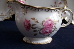 ROYAL CROWN DERBY ROYAL PINXTON ROSES A1155 -  CREAMER  10oz   .....   http://jaapiesfinechinastore.com
