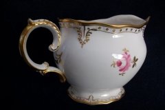 ROYAL CROWN DERBY ROYAL PINXTON ROSES A1155 -  CREAMER  10oz   .....   http://jaapiesfinechinastore.com