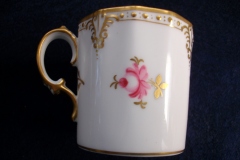 ROYAL CROWN DERBY ROYAL PINXTON ROSES A1155 - DEMI CUP & SAUCER   .....   https://www.jaapiesfinechinastore.com