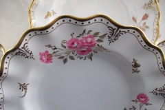 ROYAL CROWN DERBY ROYAL PINXTON ROSES A1155 -  DINNER  PLATE    .....   https://www.jaapiesfinechinastore.com