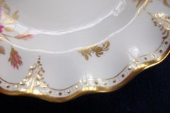 ROYAL CROWN DERBY ROYAL PINXTON ROSES A1155 -  DINNER  PLATE    .....   http://jaapiesfinechinastore.com