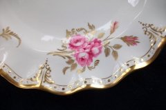 ROYAL CROWN DERBY ROYAL PINXTON ROSES A1155 -  DINNER  PLATE    .....   http://jaapiesfinechinastore.com
