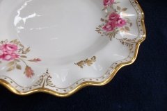 ROYAL CROWN DERBY ROYAL PINXTON ROSES A1155 -  DINNER  PLATE    .....   http://jaapiesfinechinastore.com
