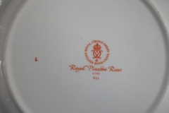 ROYAL CROWN DERBY ROYAL PINXTON ROSES A1155 -  DINNER  PLATE    .....   https://www.jaapiesfinechinastore.com