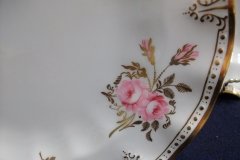 ROYAL CROWN DERBY ROYAL PINXTON ROSES A1155 -  LUNCH  PLATE    .....   http://jaapiesfinechinastore.com