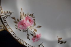 ROYAL CROWN DERBY ROYAL PINXTON ROSES A1155 -  LUNCH  PLATE    .....   http://jaapiesfinechinastore.com