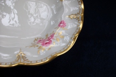 ROYAL CROWN DERBY ROYAL PINXTON ROSES A1155 -  SERVING PLATTER  13  1/8"    .....   https://www.jaapiesfinechinastore.com