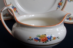 ROYAL WINTON/ GRIMWADES DUCHESS #9457-  CREAMER   .....   https://www.jaapiesfinechinastore.com