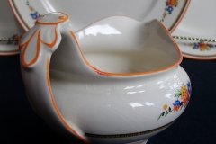 ROYAL WINTON/ GRIMWADES DUCHESS #9457-  CREAMER   .....   http://jaapiesfinechinastore.com