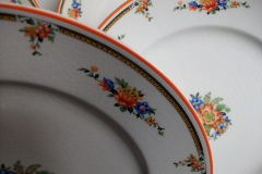 ROYAL WINTON/ GRIMWADES DUCHESS #9457- DINNER PLATE   .....   https://www.jaapiesfinechinastore.com