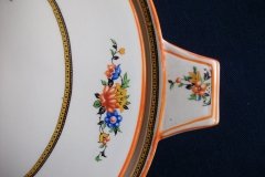ROYAL WINTON/ GRIMWADES DUCHESS #9457-  COVERED SERVING BOWL   .....   http://jaapiesfinechinastore.com