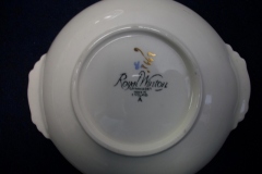 ROYAL WINTON QUEEN ANNE- ROUND SWEET MEAT DISH  5 3/8"    .....   https://www.jaapiesfinechinastore.com