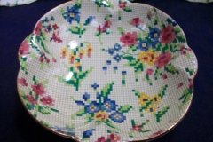 ROYAL WINTON QUEEN ANNE- ROUNDED SQUARE SWEET MEAT DISH  4 7/8"    .....   http://jaapiesfinechinastore.com