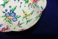 ROYAL WINTON QUEEN ANNE- ROUNDED SQUARE SWEET MEAT DISH  4 7/8"    .....   http://jaapiesfinechinastore.com