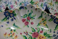 ROYAL WINTON QUEEN ANNE- SWEET MEAT DISH 5 5/8" (DIAMOND)   .....   http://jaapiesfinechinastore.com