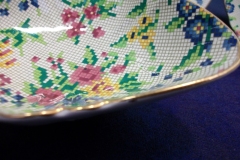 ROYAL WINTON QUEEN ANNE- SWEET MEAT DISH 5 5/8" (DIAMOND)   .....   https://www.jaapiesfinechinastore.com