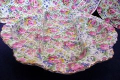 ROYAL WINTON SUMMERTIME- 3 PART RELISH DISH  (MARINA)  ..... http://jaapiesfinechinastore.com